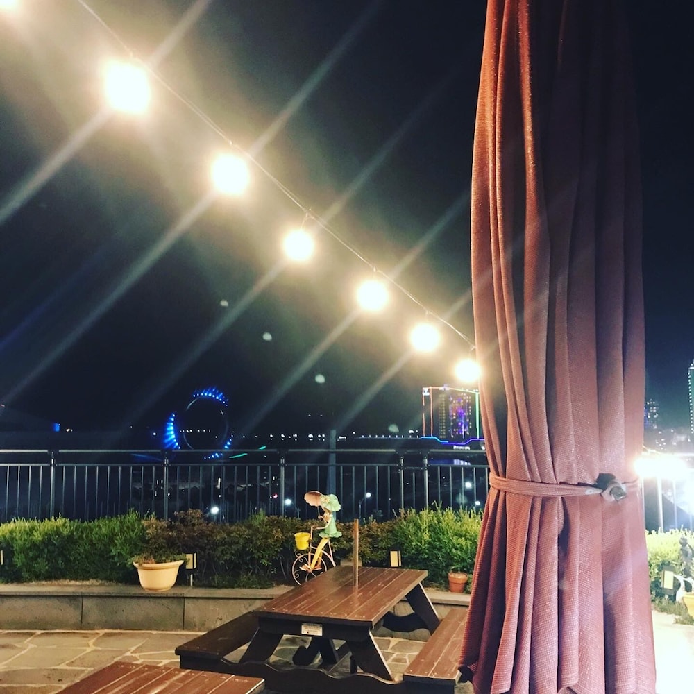 Paulownia Hostel & Guest House