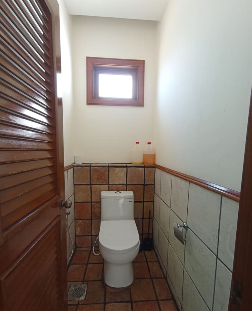 Alpine LXPD Full Seaview Water Chalet, photo 46