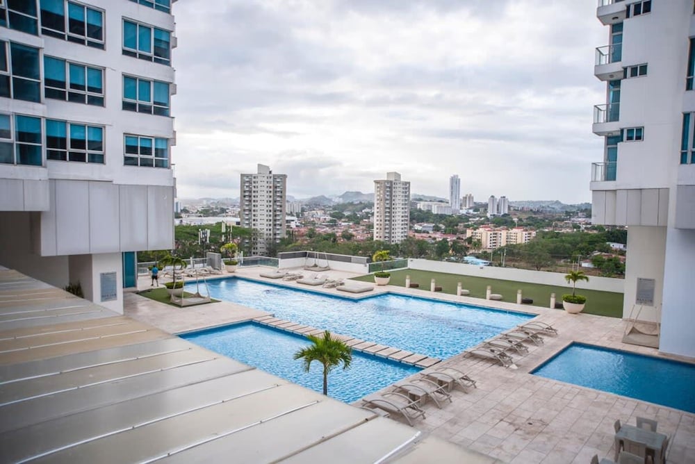 Bright Tower - Premium 3 BDR Apt in Costa del Este