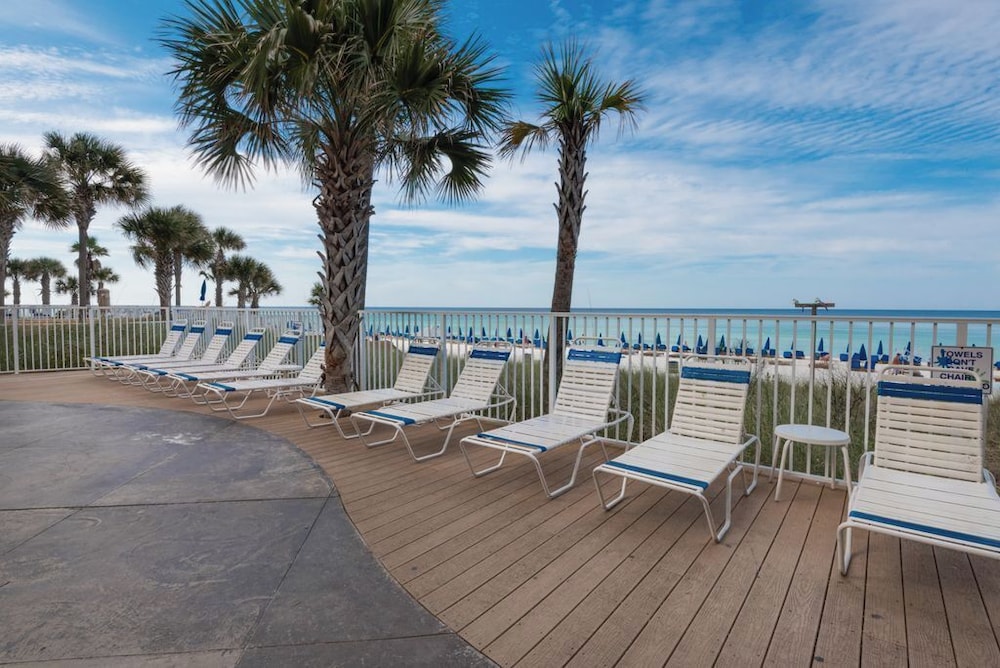 Anchor's Way! Come Visit Our Beautiful 2 BR, 2BA Oceanfront Retreat! Sleeps 6!