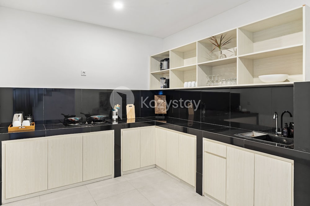 Kros Villa by Kozystay - Legian