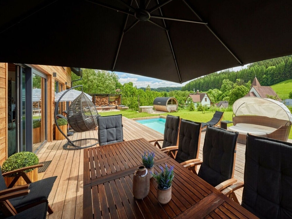 Welcoming Villa With Amenities