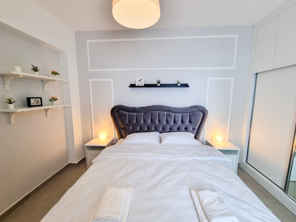 Amelius Pool Apartment in Caesar Resort