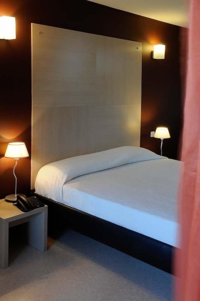 Montpellier Vacations - Villa Bellagio Montpellier - Property Image 19