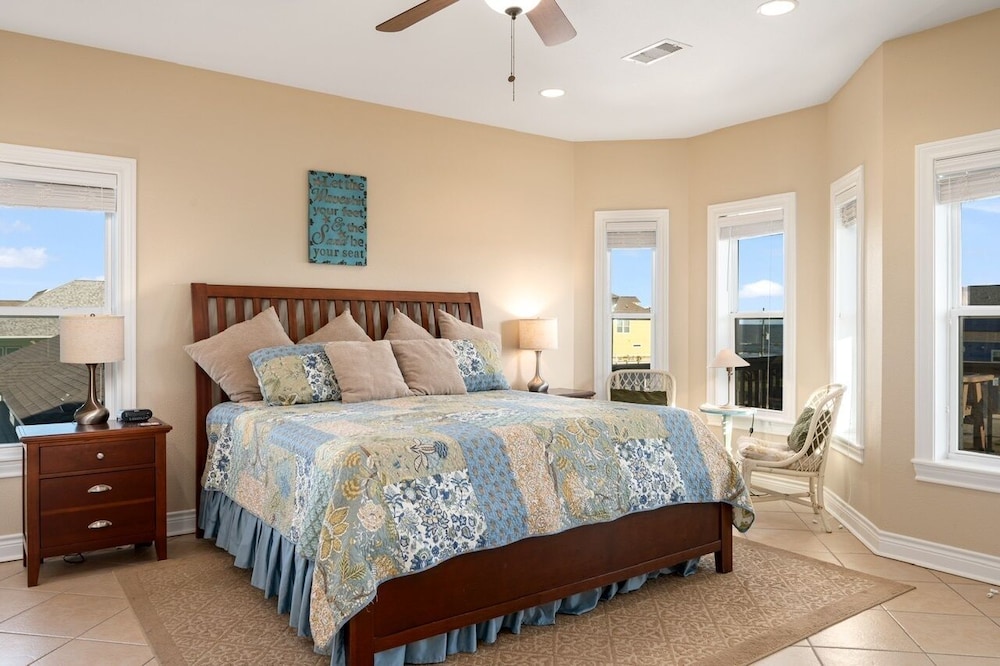 Deja View 3 Bedroom Home