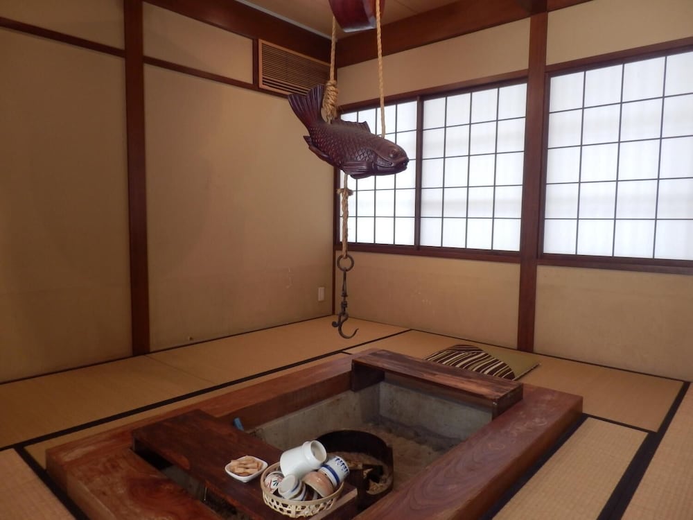Yuwaku Guesthouse - Hostel