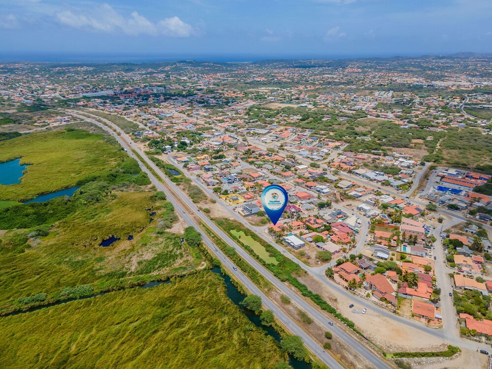 Amazing 4br4ba Villa w Pool Birdsanctuary Views