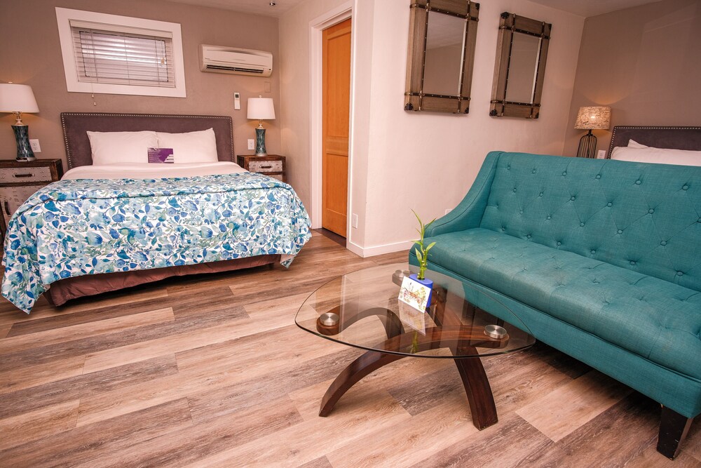 Ashland Vacations - Palm Cottages - Property Image 54