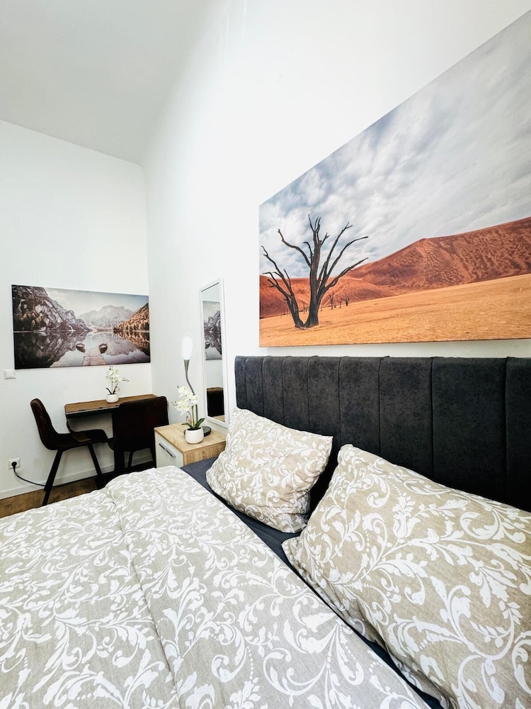 5BR Apt 10min to Matzleinsdorfer