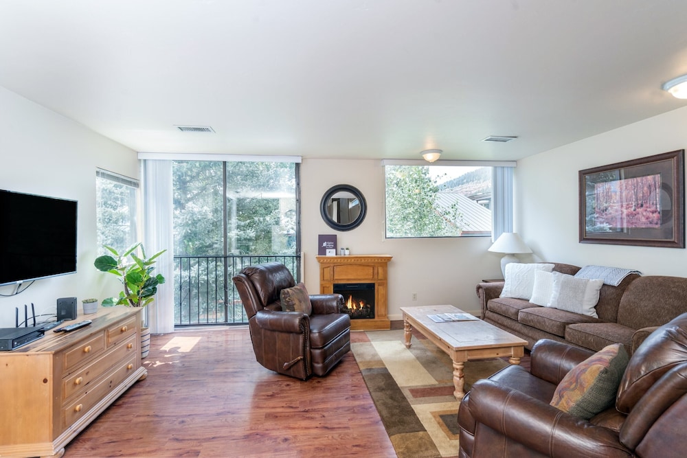 Miscellaneous Market Vacations - Telluride Lodge 305 by Avantstay Close to Slopes  Town! - Property Image 1