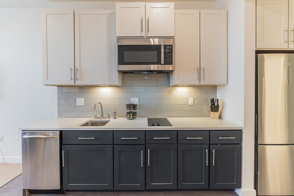 Pine Suite - 411 in Philadelphia view 2