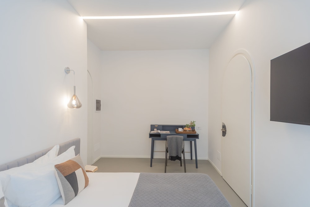 Como Liberty Suites - Garbo