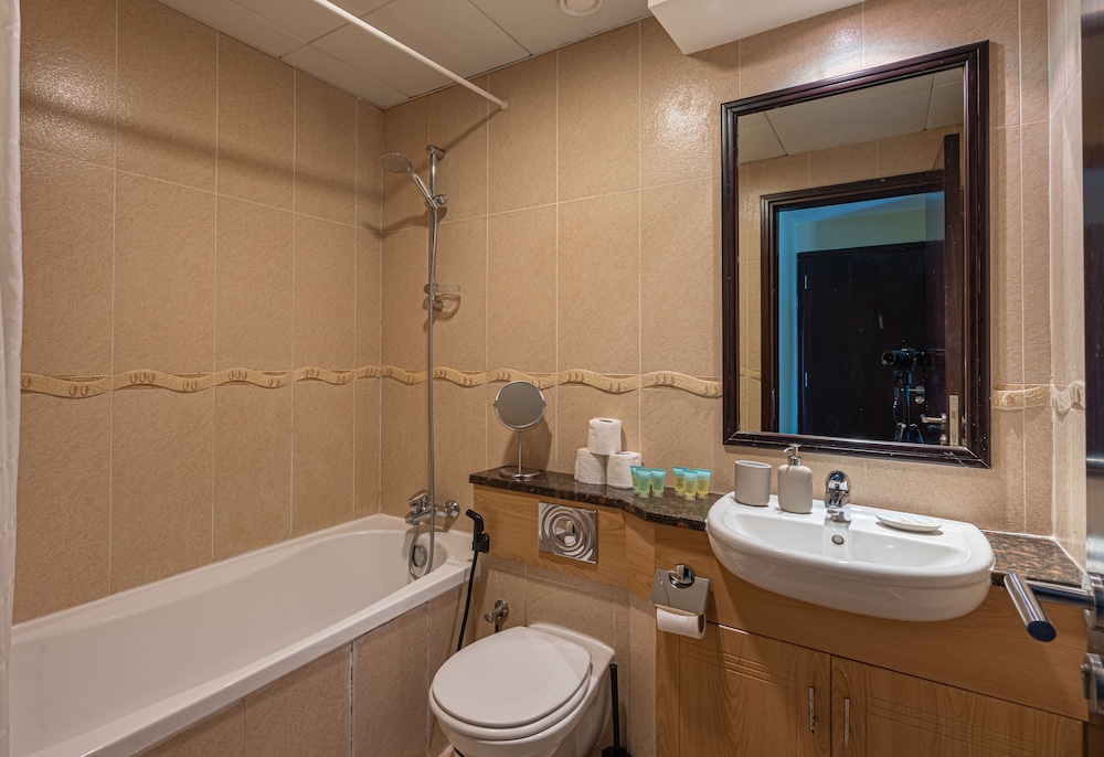 HiGuests - Goldcrest Views 1