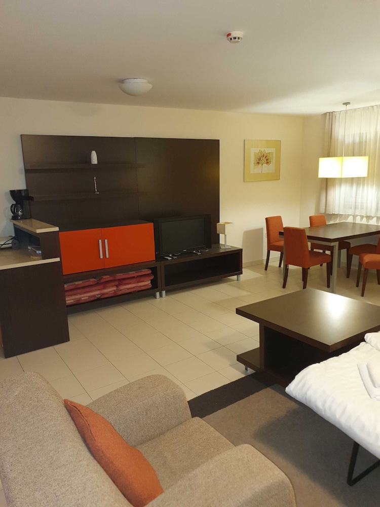 Marina Portorož Family Friendly Apartment 4