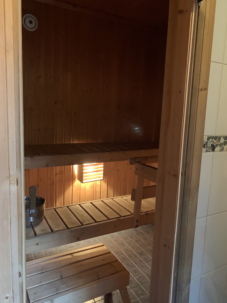 Photo 38