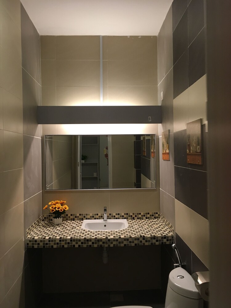 Lux Desaru Villa