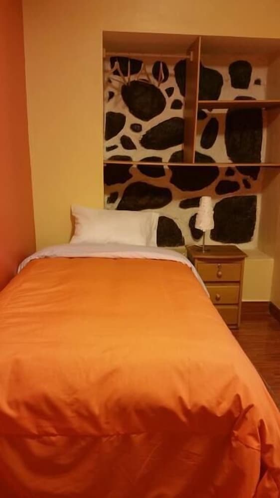 Asiriy Guest House