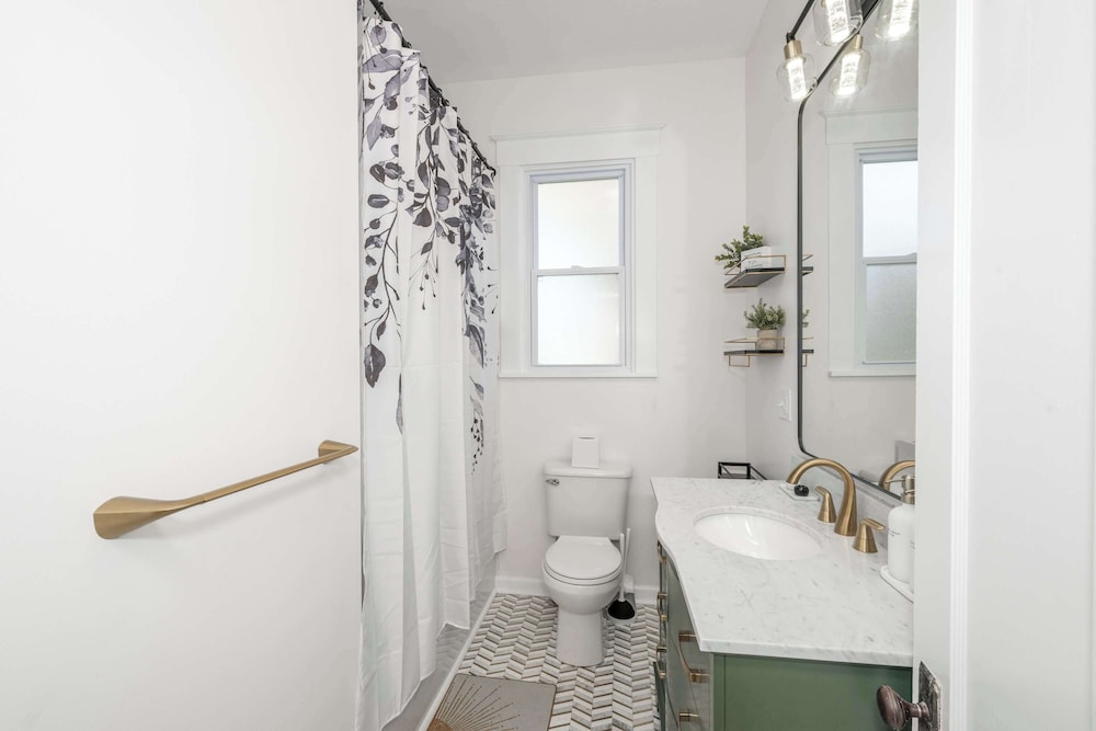 Bridgetown Bungalow West Cincy