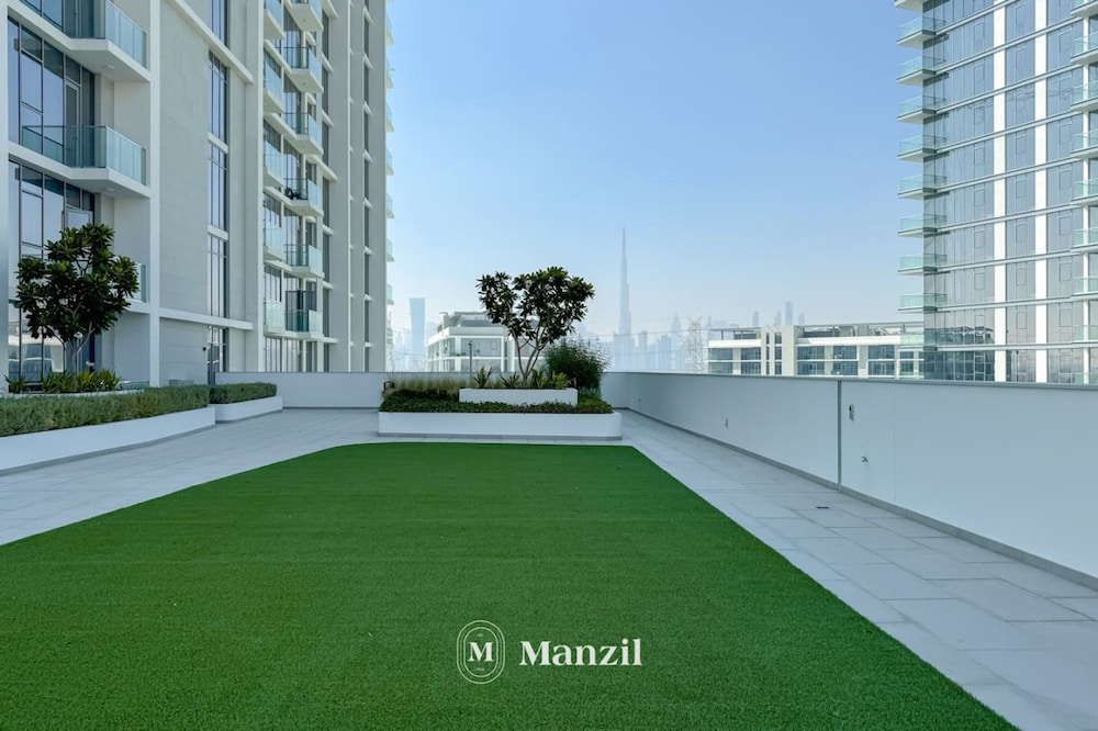 Manzil - 1BR District One Waterfront Living