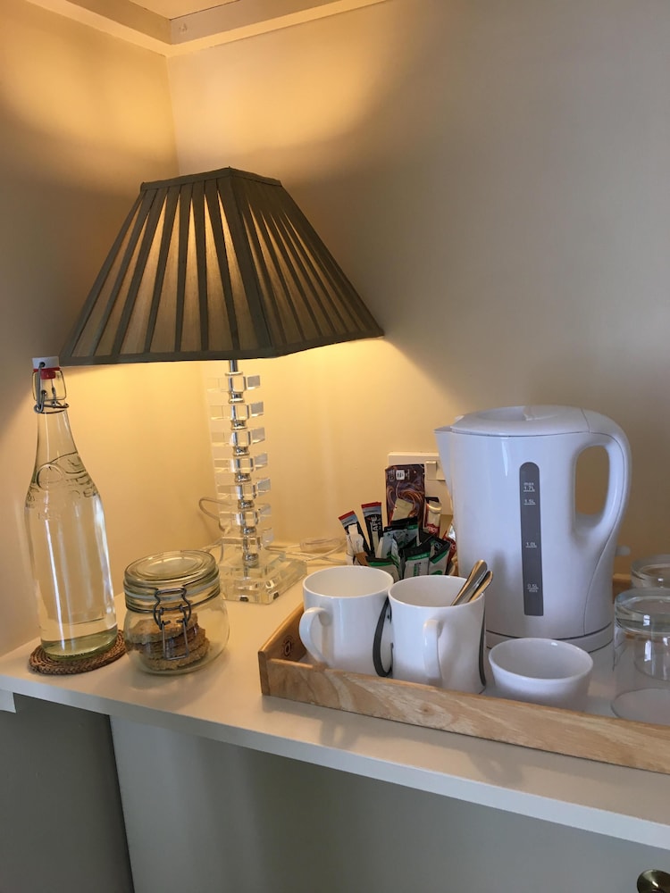 Ashbury Bed and Breakfast