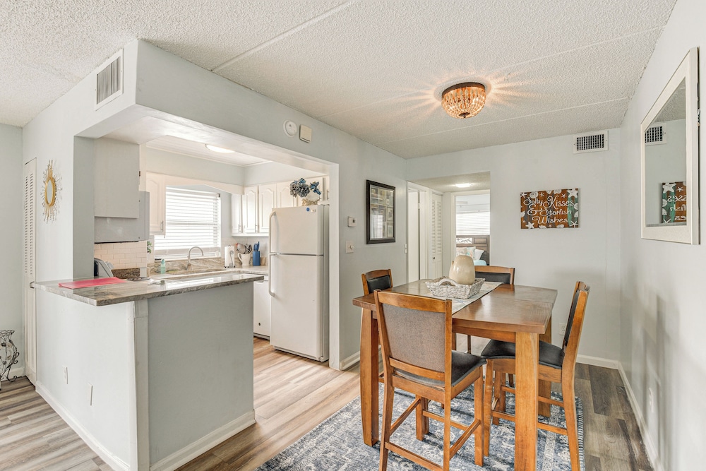 Oceanside Ormond Beach Condo, Steps to Shore!