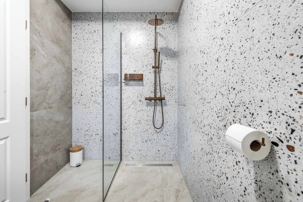 Villa Elegant Stone