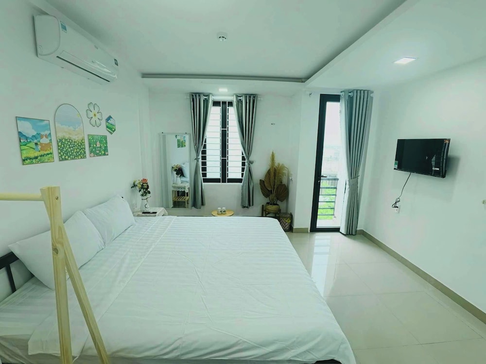 TORI HOMESTAY