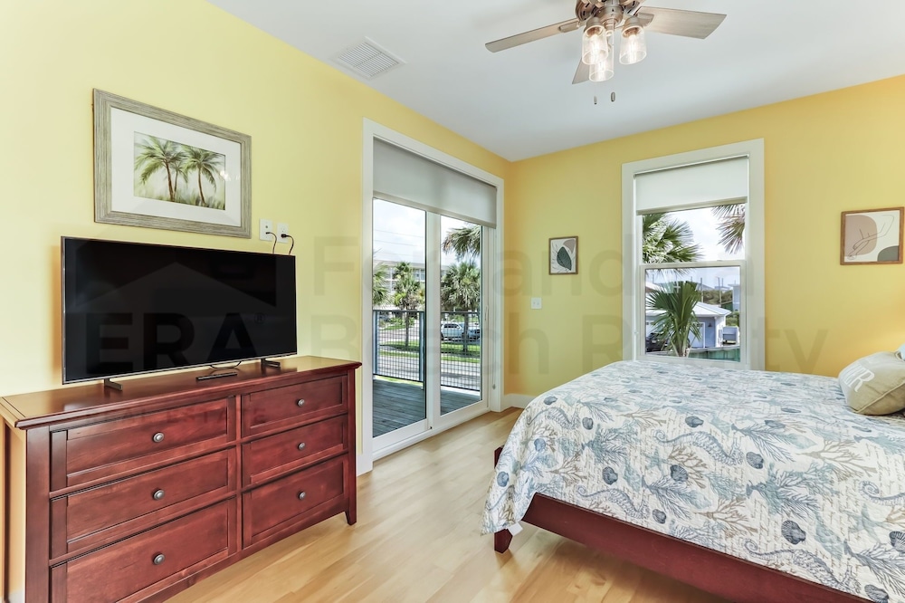 Fernandina Beach Vacations - 391 S Fletcher Ave C 3 Bedroom Townhouse by RedAwning - Property Image 32
