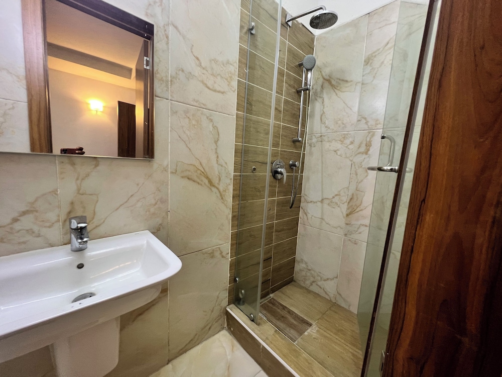 FURNISHED APARTMENTS Duplex
