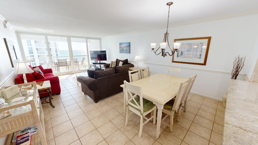 Shoreline Towers 2052 2 Bedroom Condo