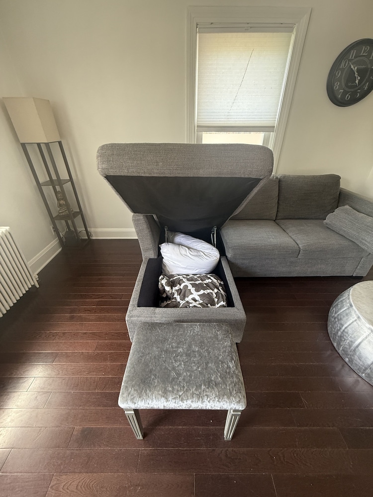 Cozy Getaway Quiet Neighborhood Near Dt 2 Bedroom Townhouse