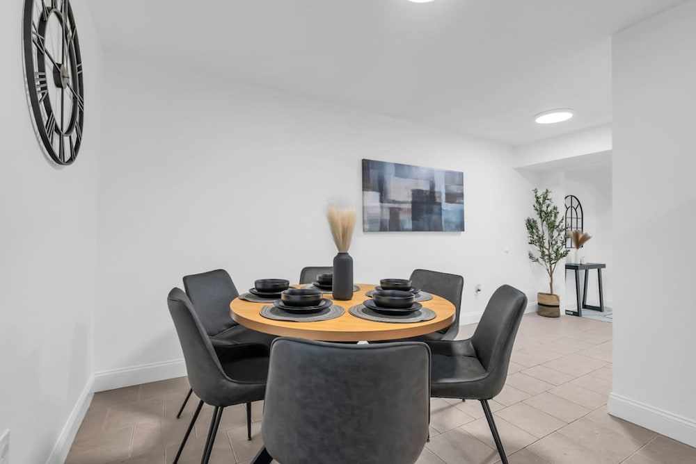 Budget-friendly Apt Near NYC Newark Airport Wifi