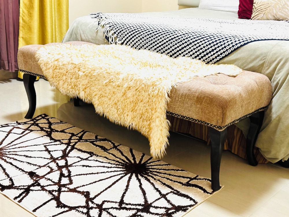 Executive Private Standing apt in Lusaka