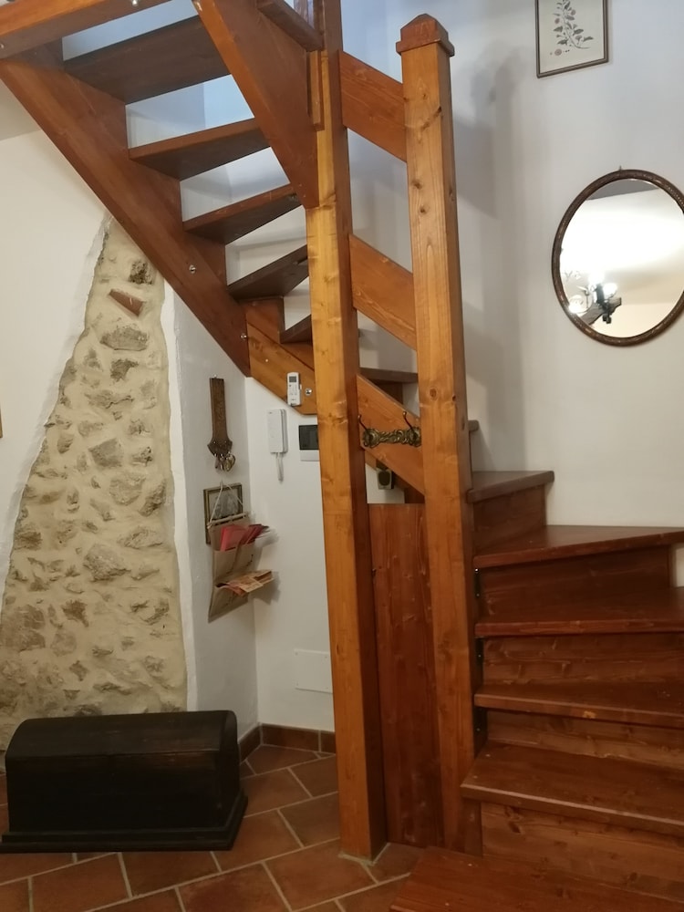 Photo 37