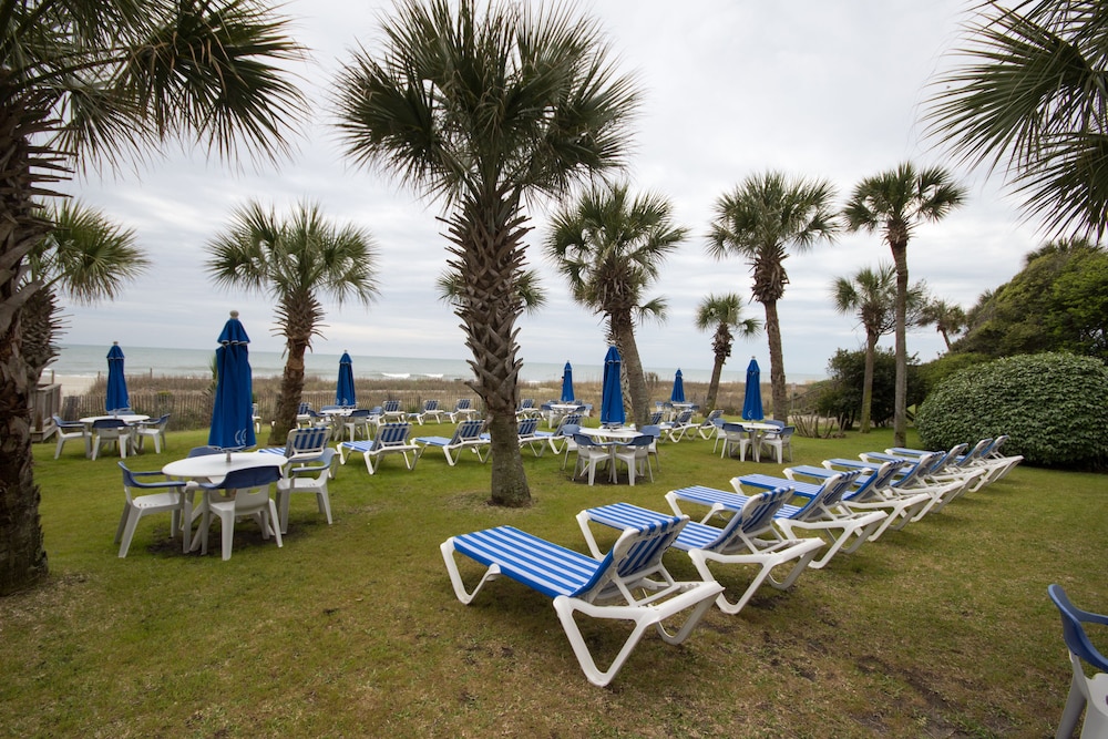 Boardwalk Resort by Hosteeva