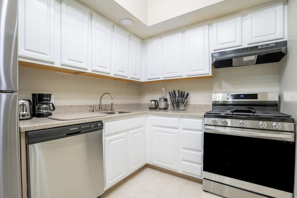 New Haven Vacations - Crown New Haven Hotel At Yale - Property Image 29