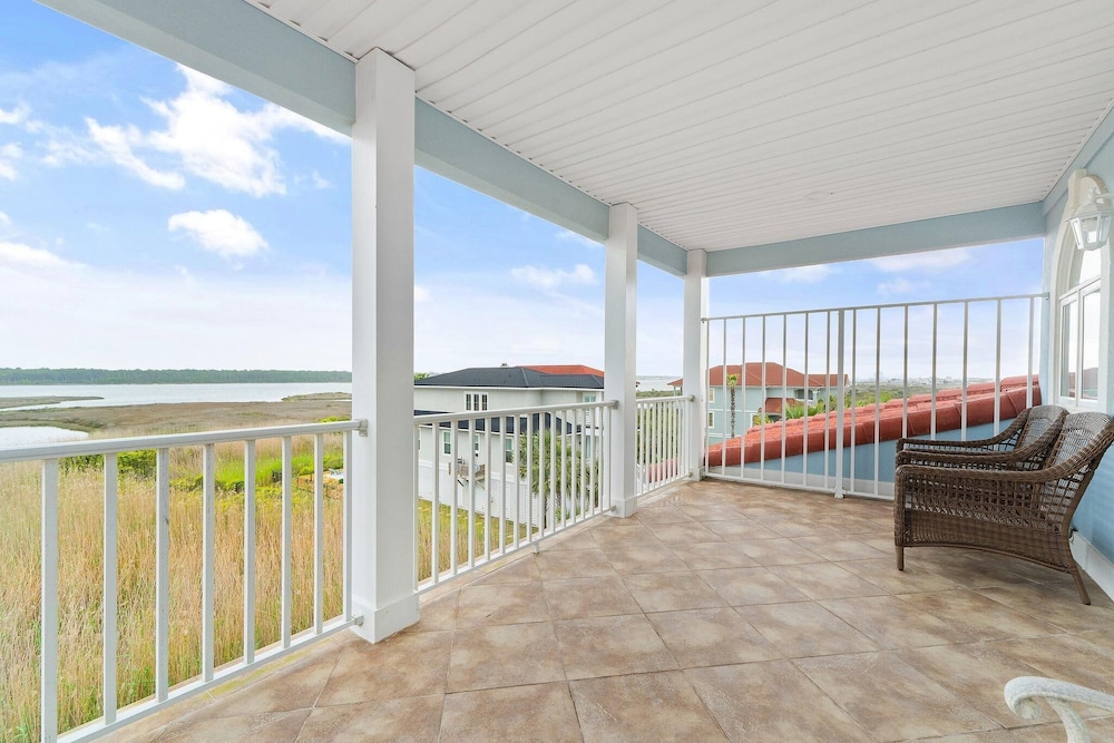 Reunion Beach House