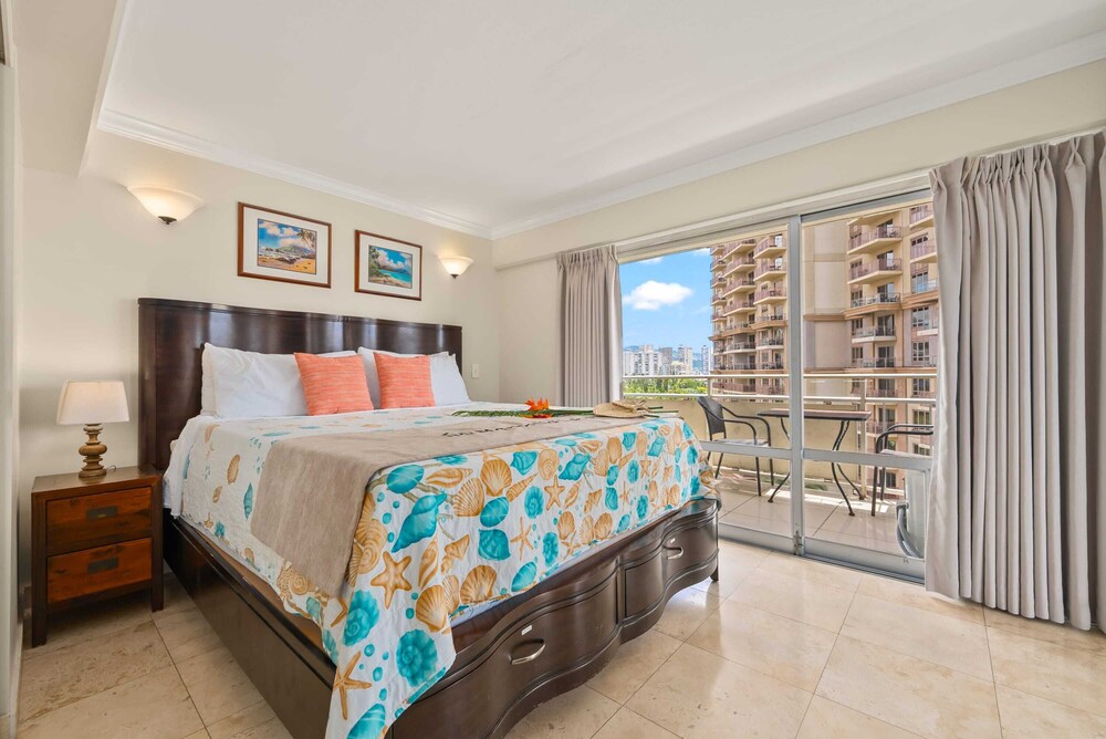 @ Marbella Lane - Cozy 2BR w/ Amazing Ocean Views