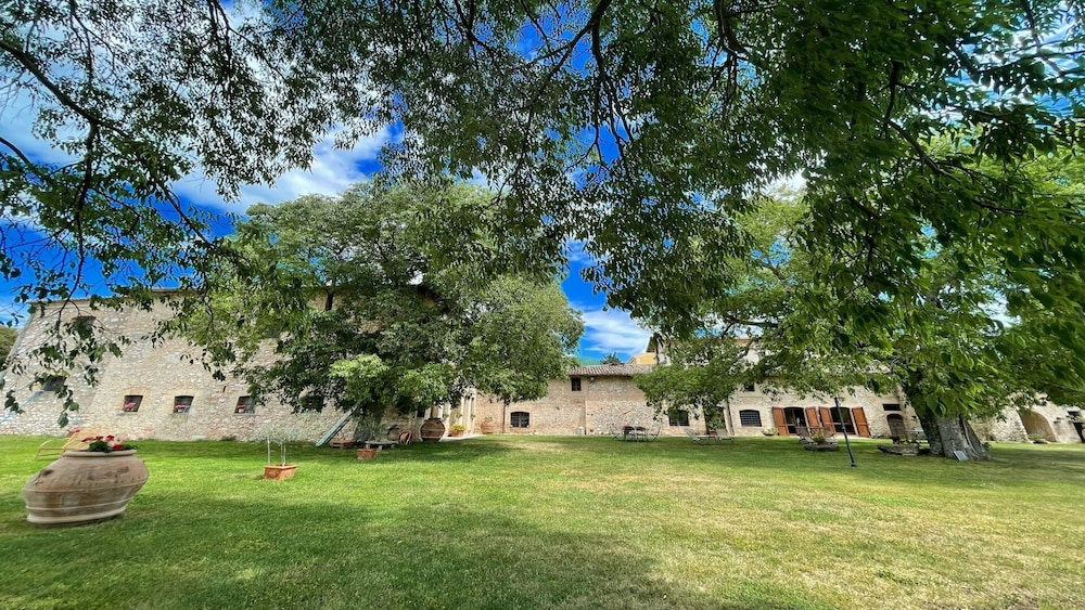 Beautiful Exclusive Pool Villa - Close to Spoleto bar Shops, Restaurants - Property Image 30