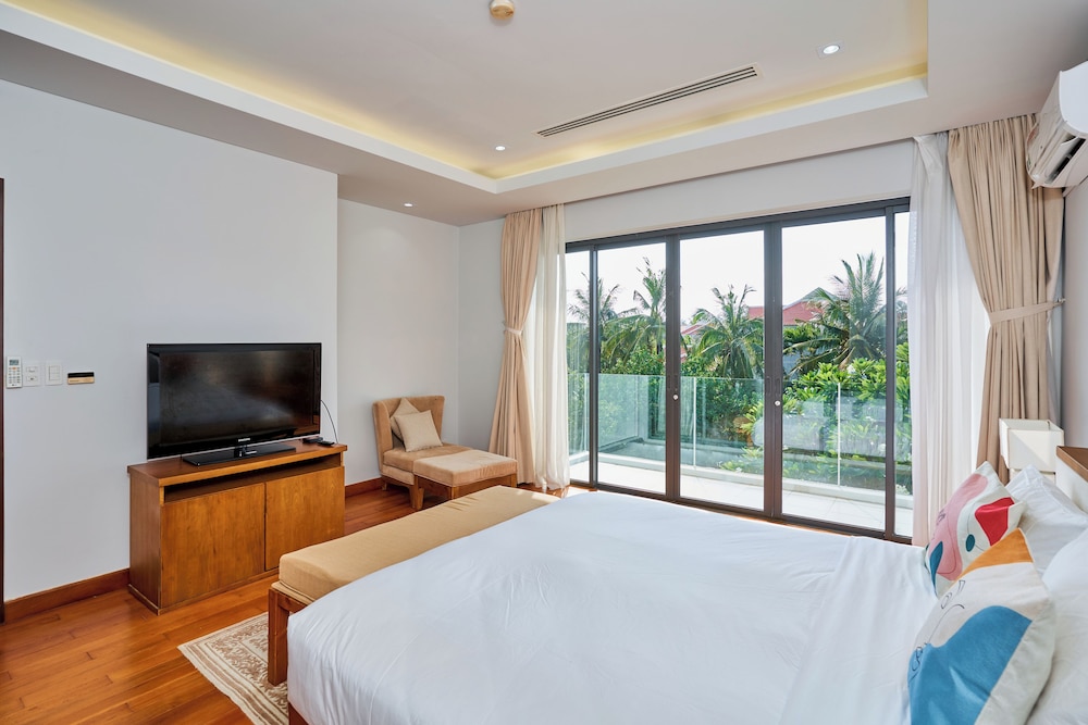 Ocean Luxury Villas Danang