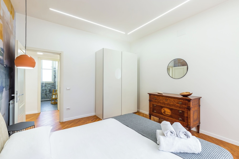 Stanzione Classy Flat at Vomero Central