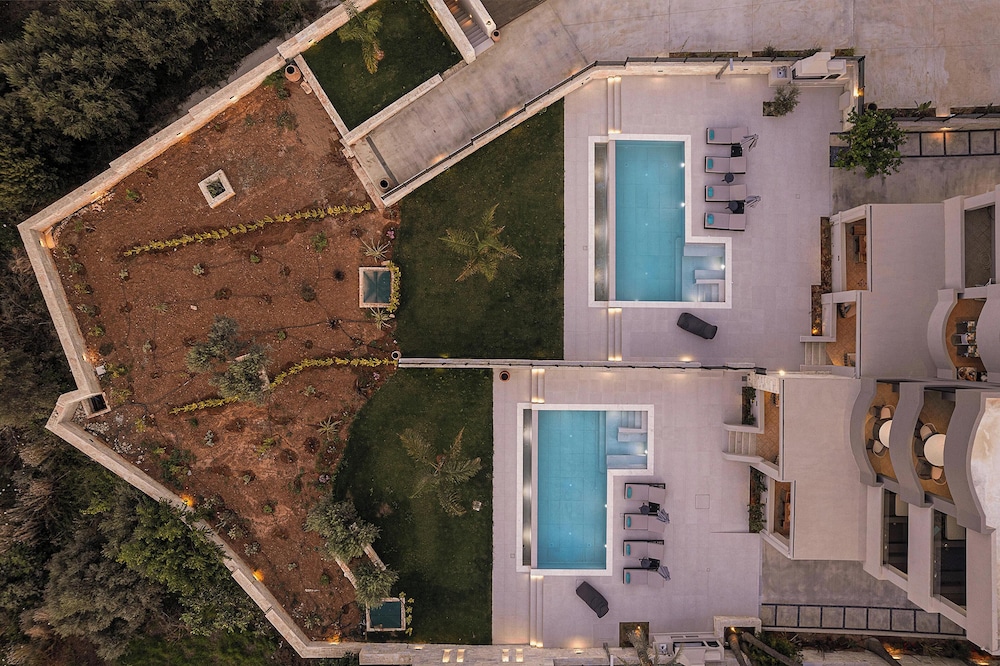 Kymélia Luxury Residences With Sea View