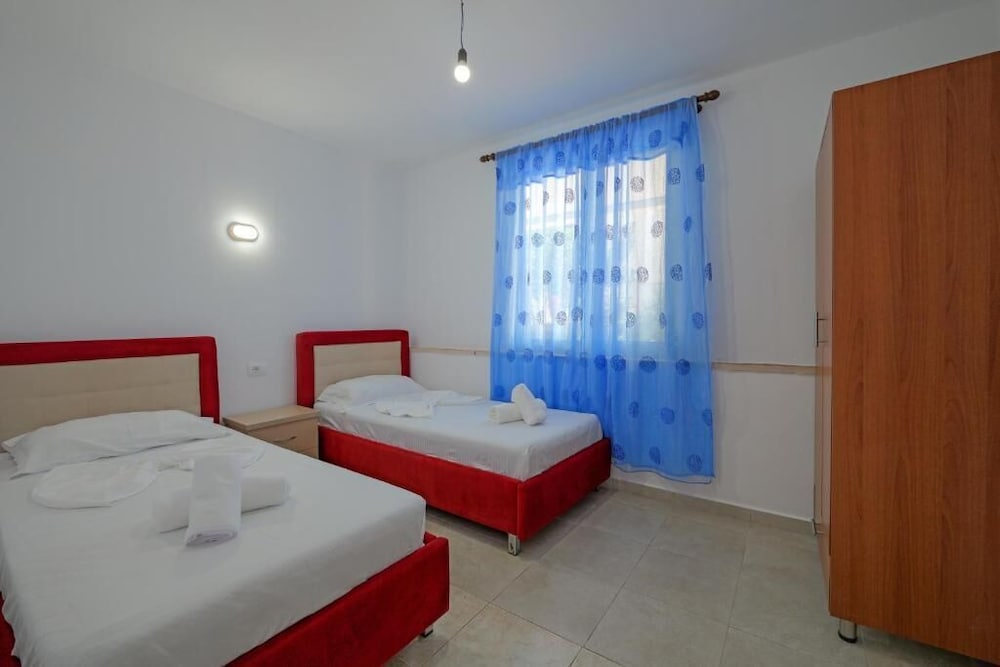Vila Xhovani