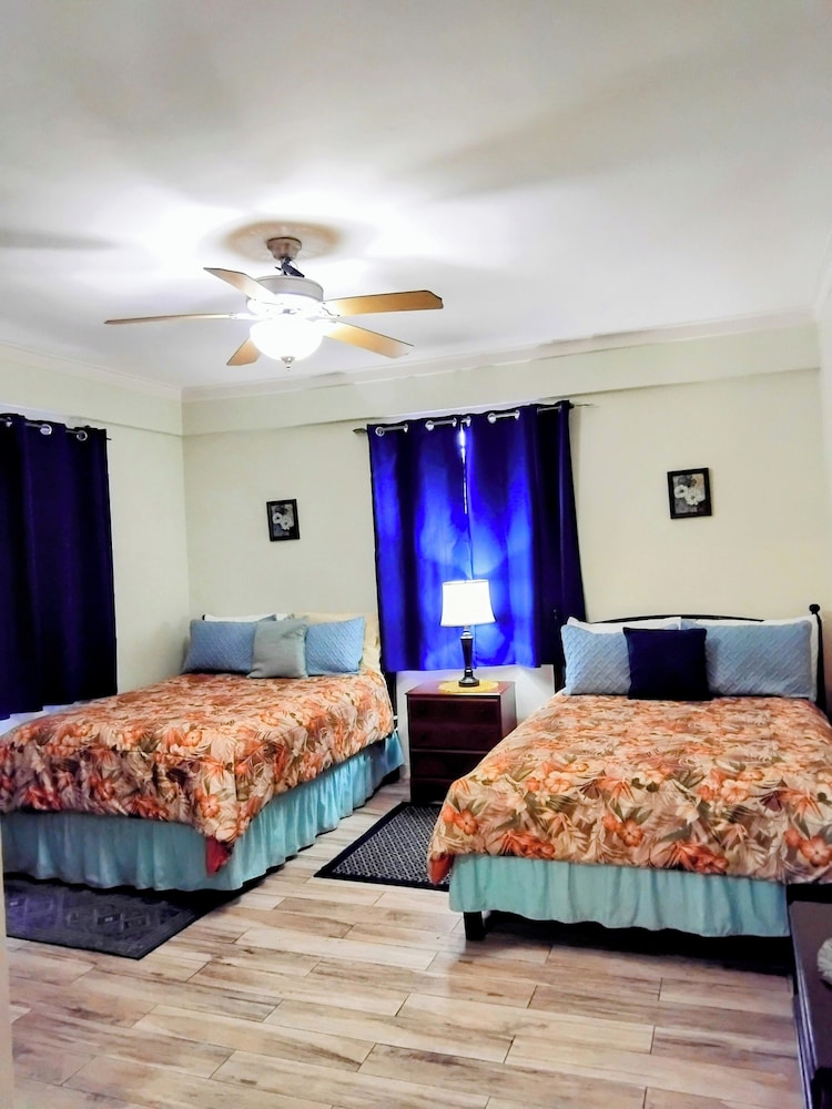 Dalley's Cozy Apartments