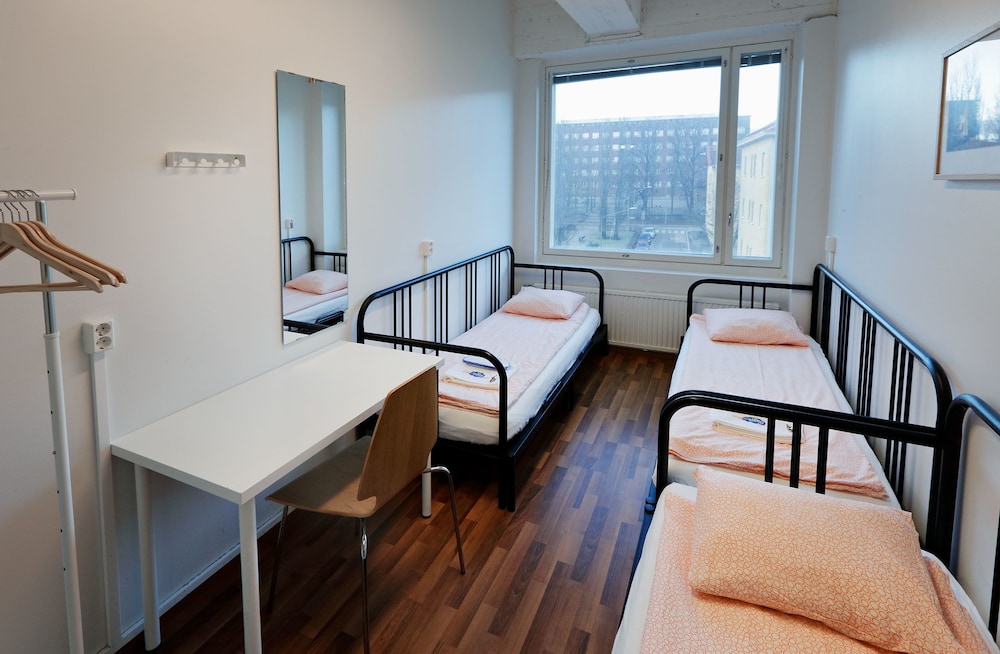 CheapSleep Helsinki - Hostel