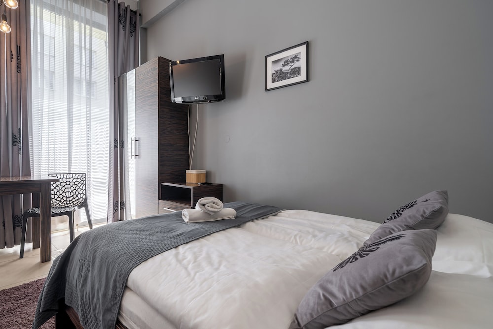 RentPlanet - Apartamenty Brzozowa