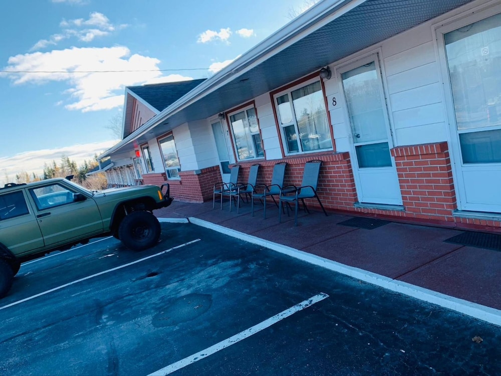 Bo-Mark Motel