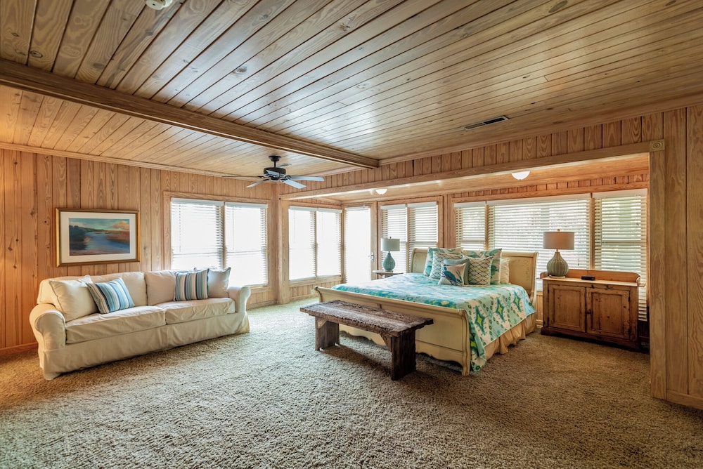 Lachicotte Vacation Rentals