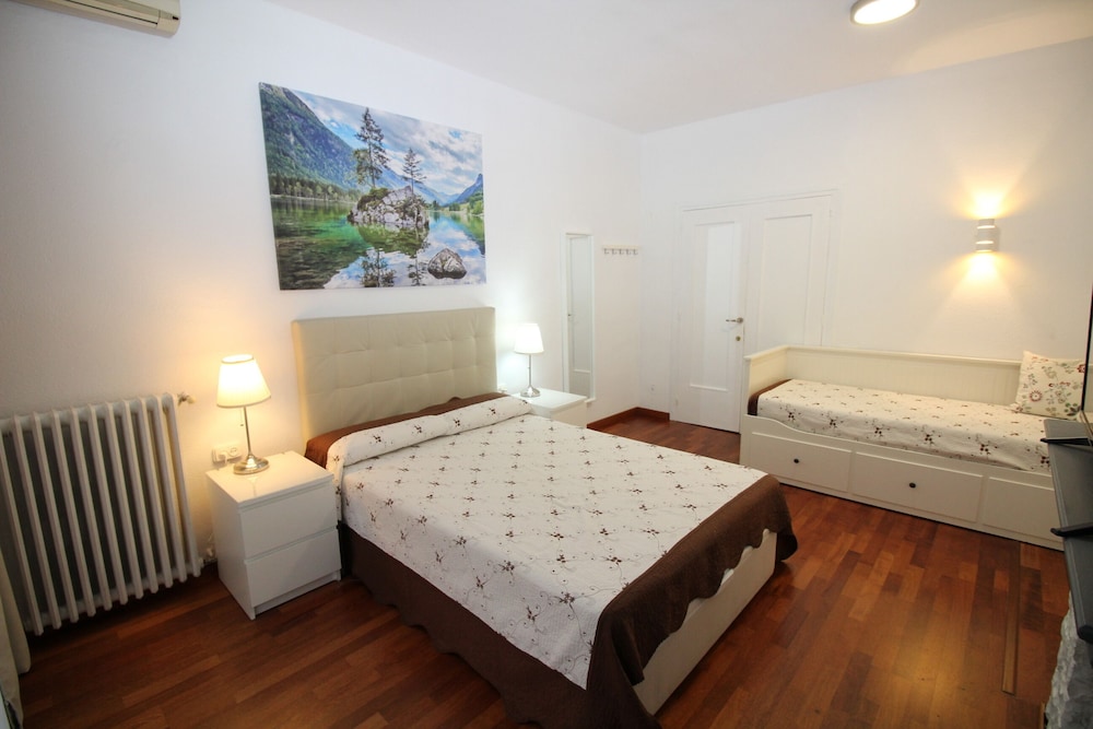 Rooms Vilaproma