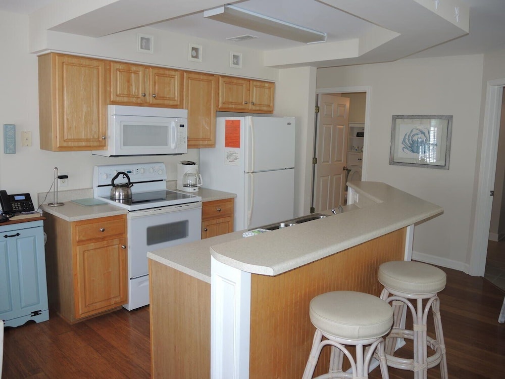 2909m 1 Bedroom Condo